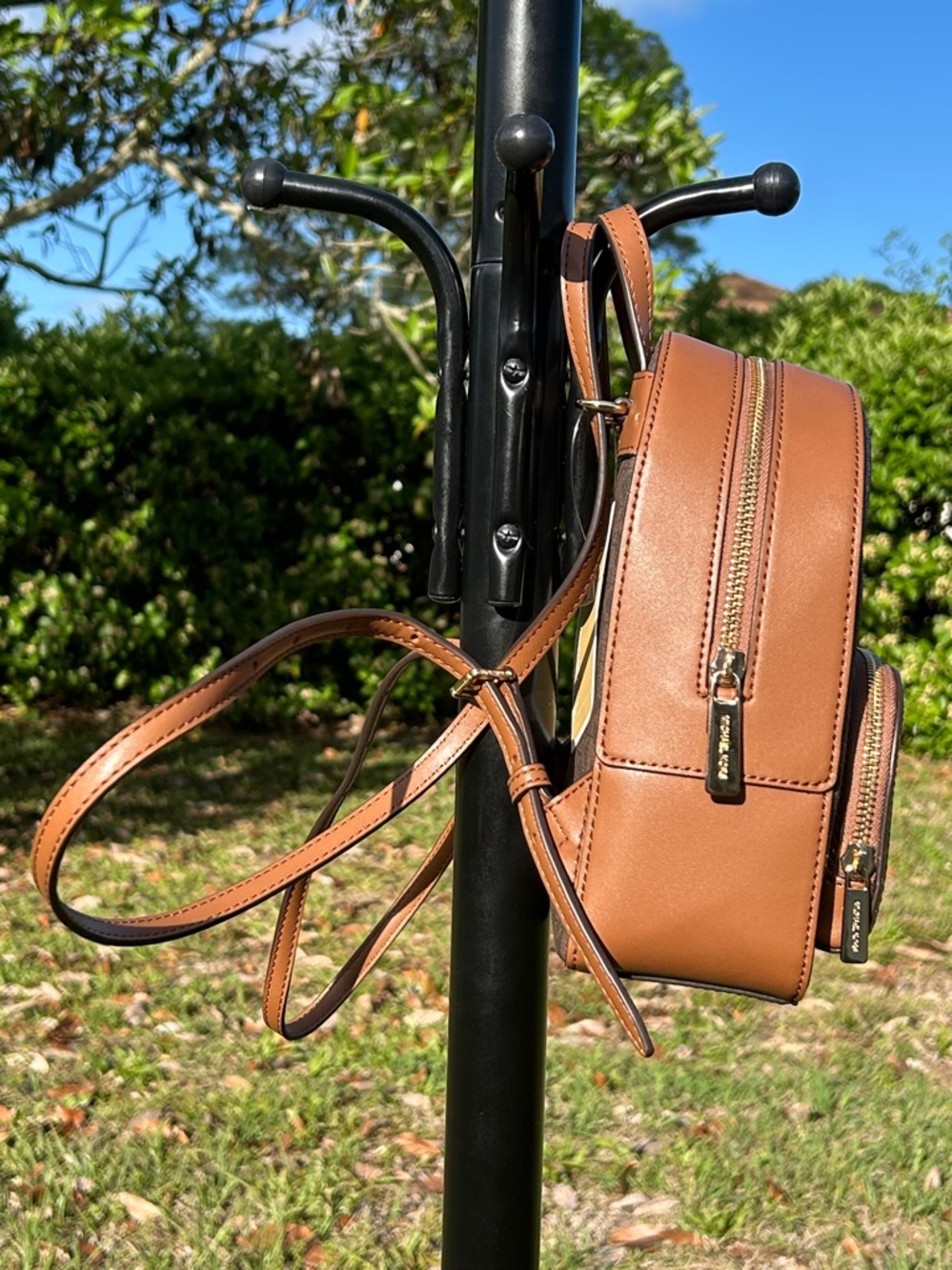 NWT $398 Michael Kors CONVERTIBLE extra small backpack, brown - Picture 6 of 15